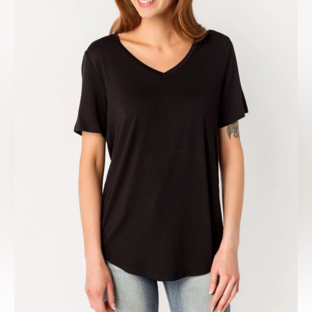 Truly Madly Deeply by UO V-Neck Shirt